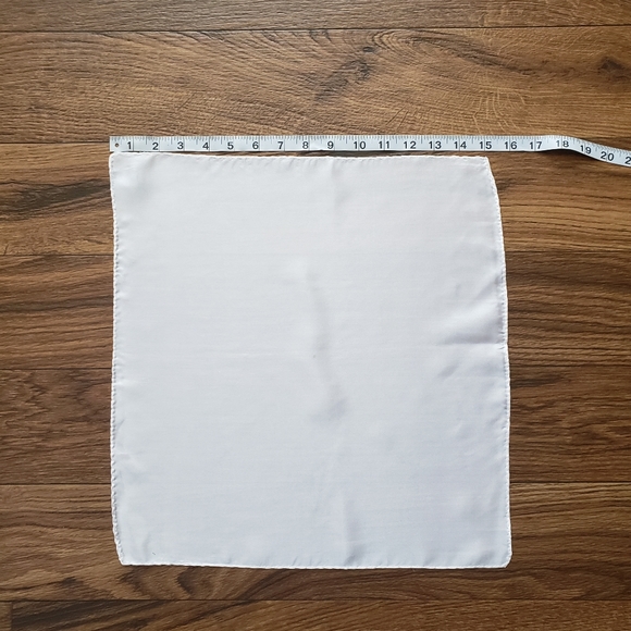 Silk pocket squares size 15 x 15 - Picture 4 of 9